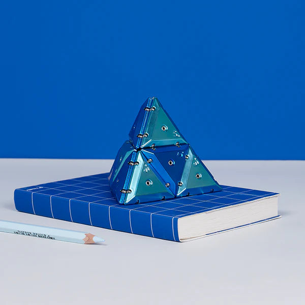Speks | Geode Chrome Pyramid | Cosmos