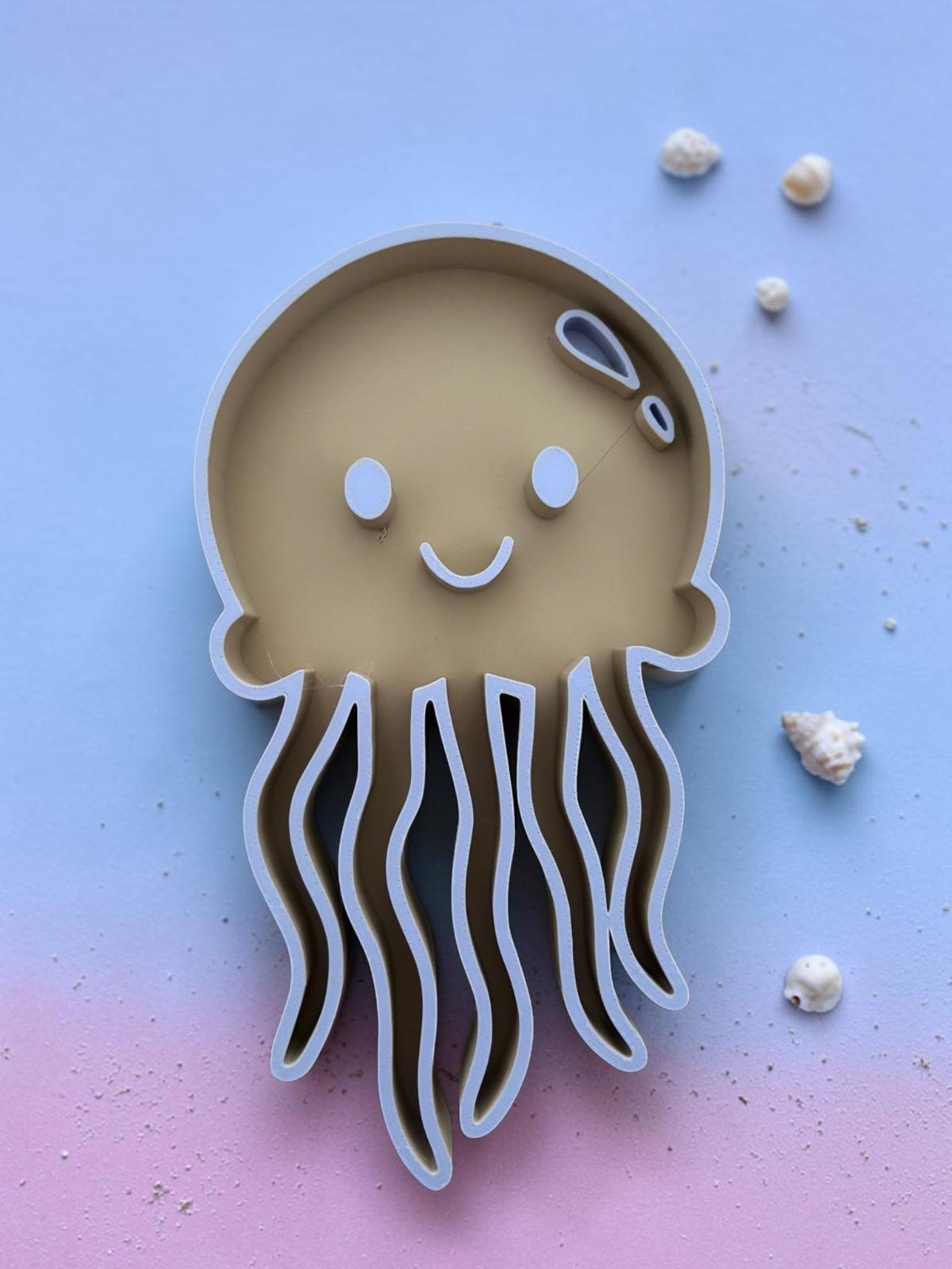 CYW vulvorm jellyfish 1st.