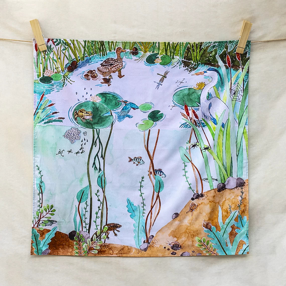 The Wonderie - Speeldoek - Down by the pond