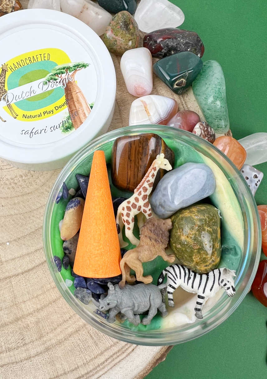 Invitation to imagine speeldeeg safari surprise pot