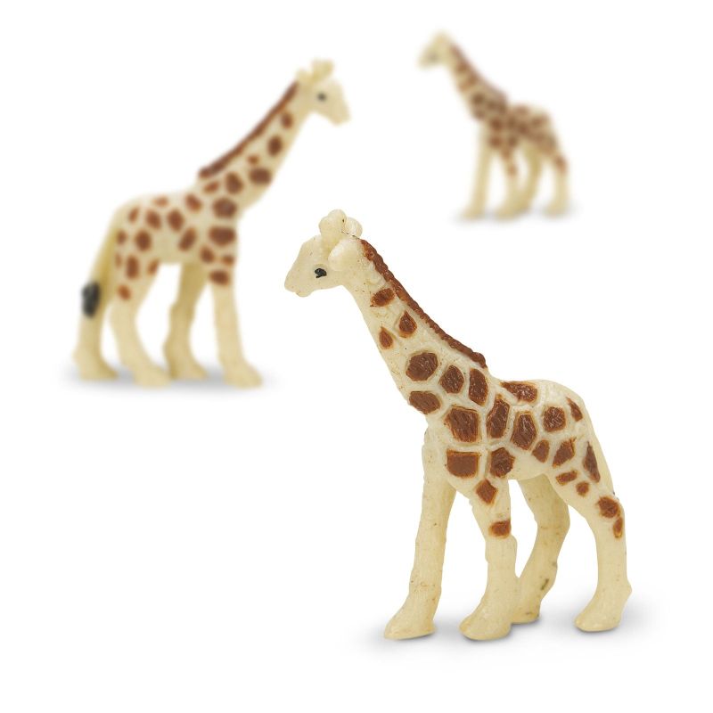 Safari LTD Good luck mini Giraffe 1st.
