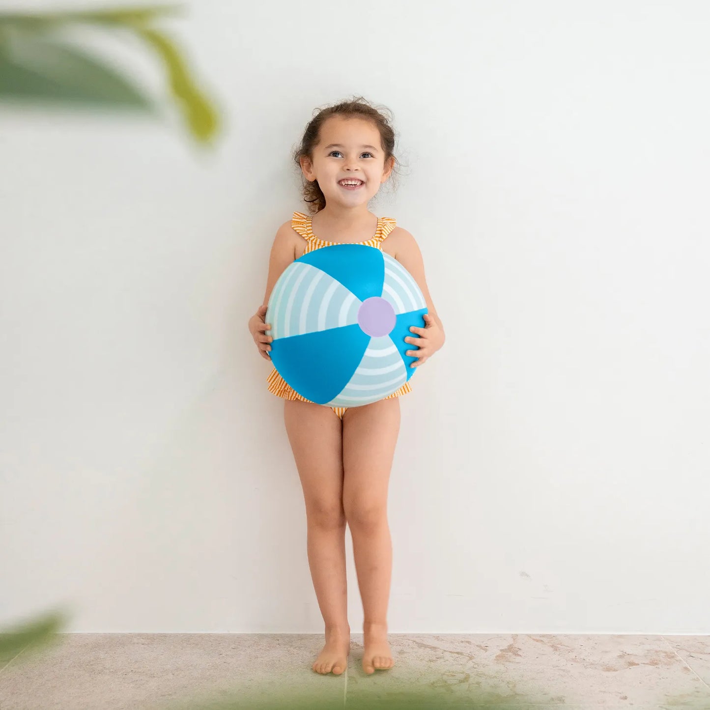 Quut - Beach bal - Ocean