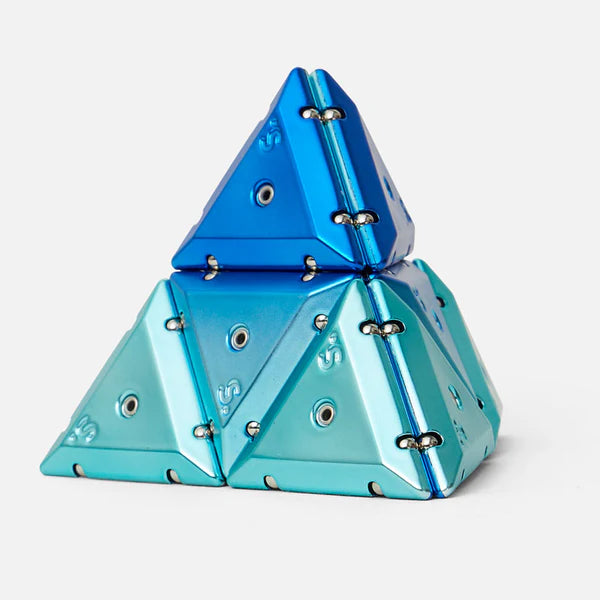 Speks | Geode Chrome Pyramid | Cosmos