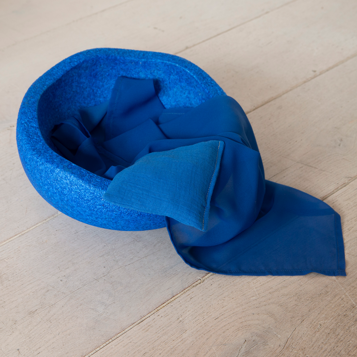 Little Botanic | Playcycle speeldoek medium | Blauw 65cm
