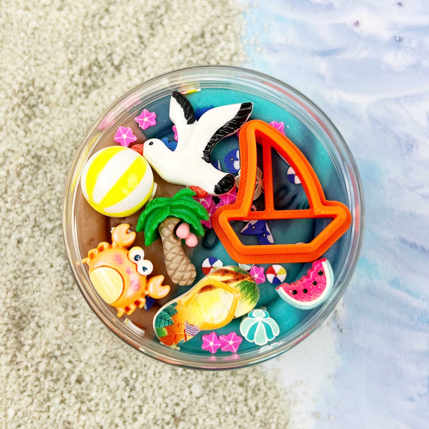 Invitation to imagine speeldeeg build a beach surprise pot