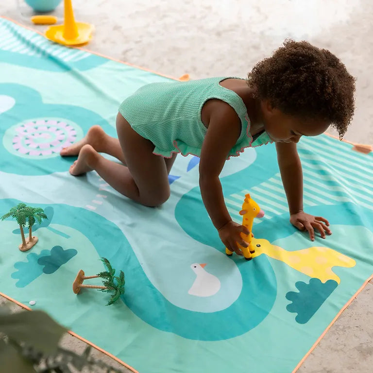 Quut - Play towel M 140 x 70 cm - Safari